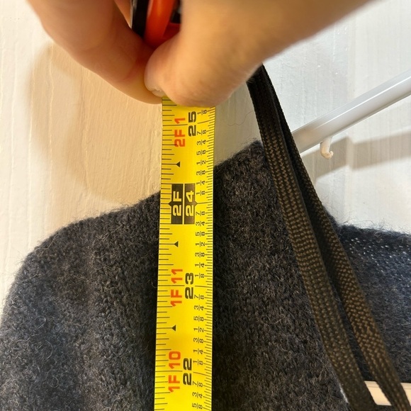 Women's Oversized V Neck Sweater Sz S Wool Infused Boho Heathered Preppy Cozy - Picture 5 of 6